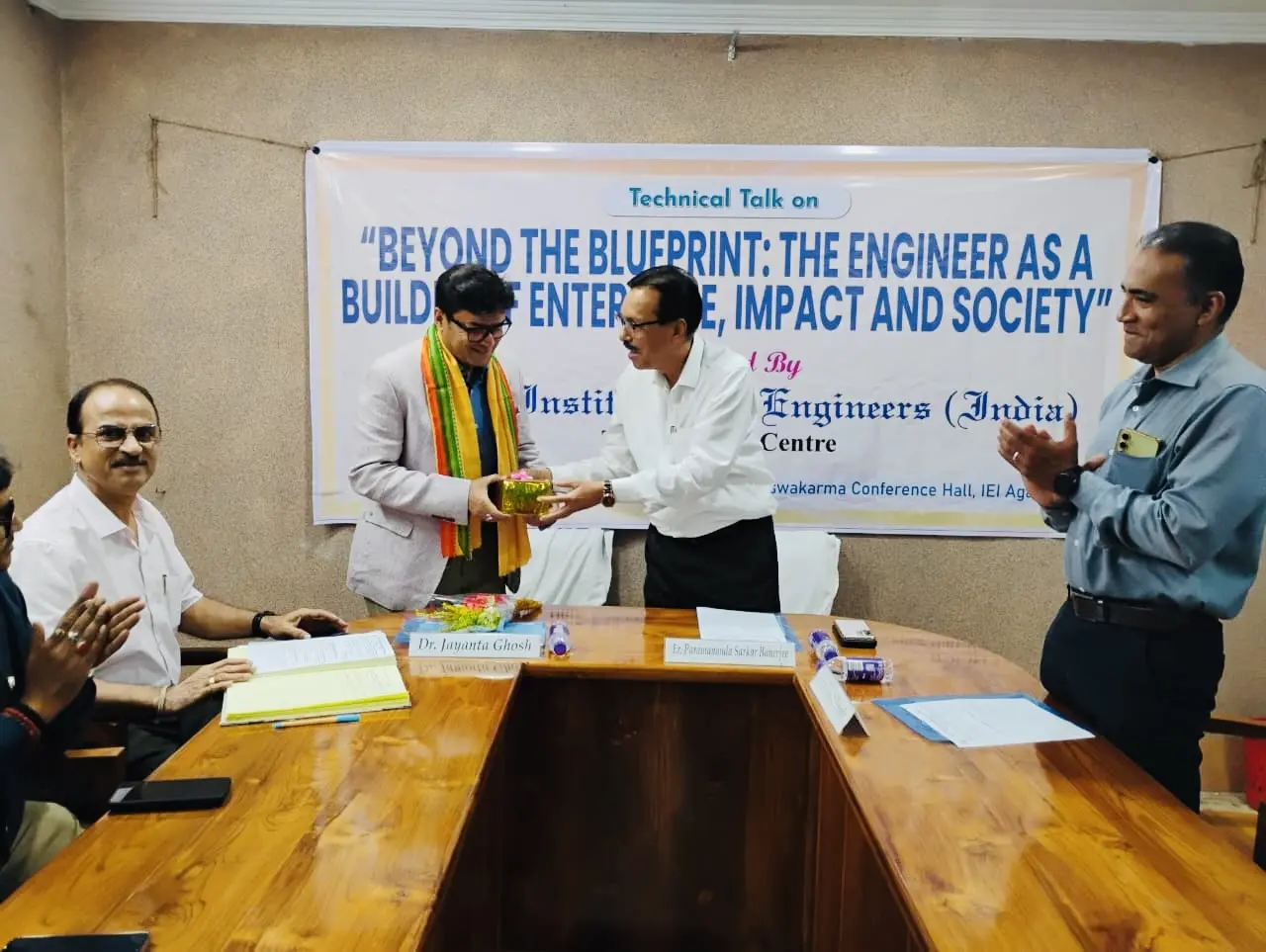 Dr. Jayanta Ghosh honoured with a memento at the Beyond the Blueprint technical talk for The Institution of Engineers (India), Tripura State Centre